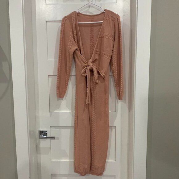Dresses & Skirts - brown knit dress with tie detail